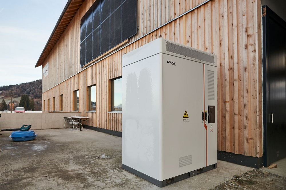 Gewerbespeicher Referenzprojekt Schrack Technik